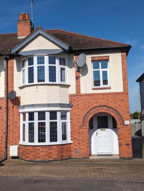Luxury home in Nuneaton - home from home